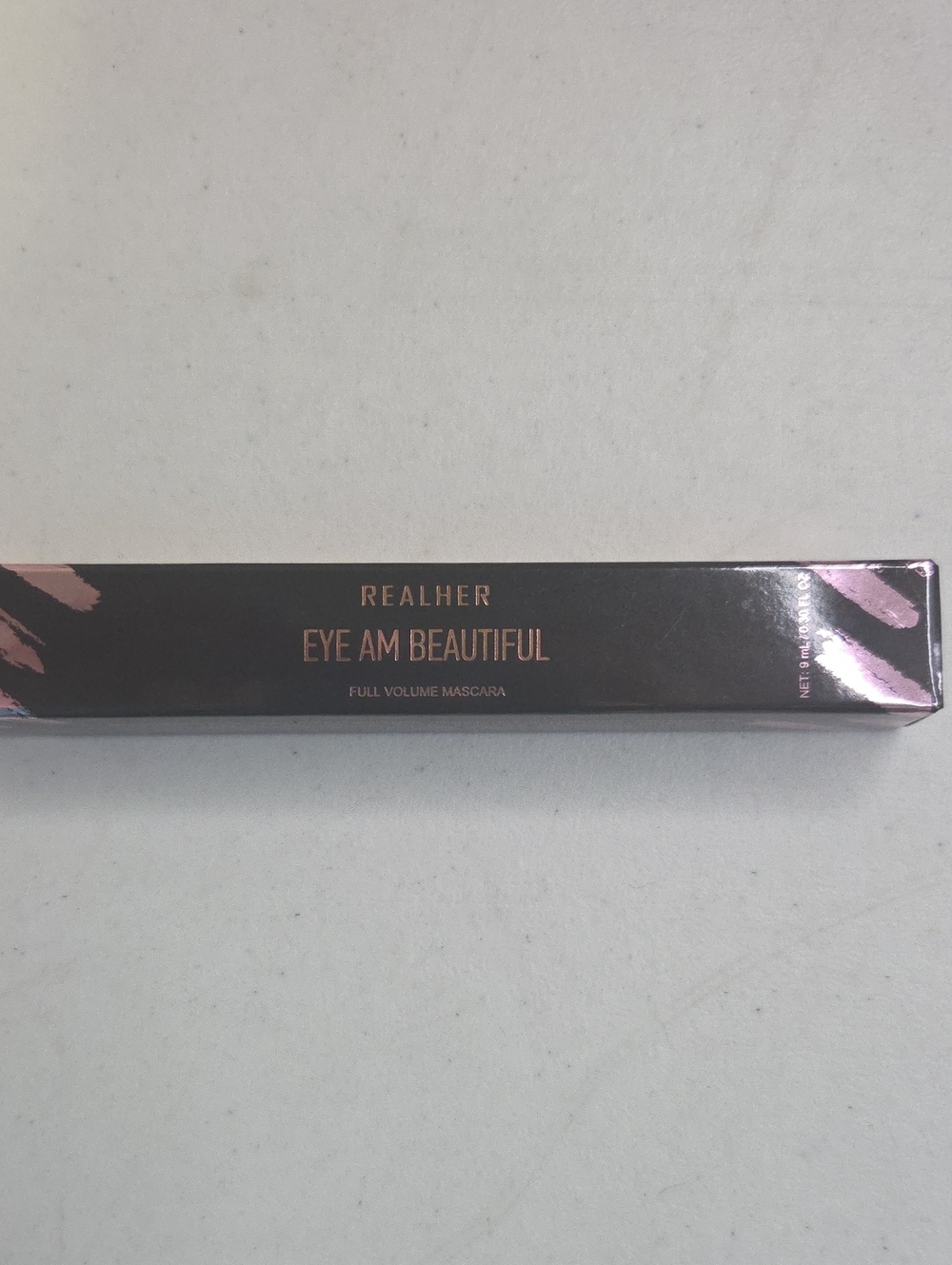 RealHer Eye Am Beautiful Full Volume Mascara - Black